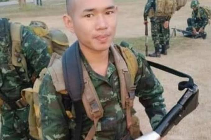 ตร.รวบตัว‘เยล มงคล’หนีทหาร-กุข่าว   ไม่ให้ประกัน นำตัวส่งศาลทหาร
