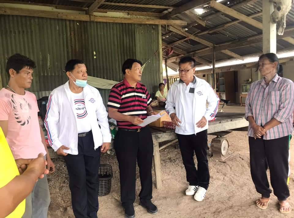 สส.ลพบุรี ช่วยเหลือ 2 ครอบครัวยากจน พร้อมหาอาชีพให้