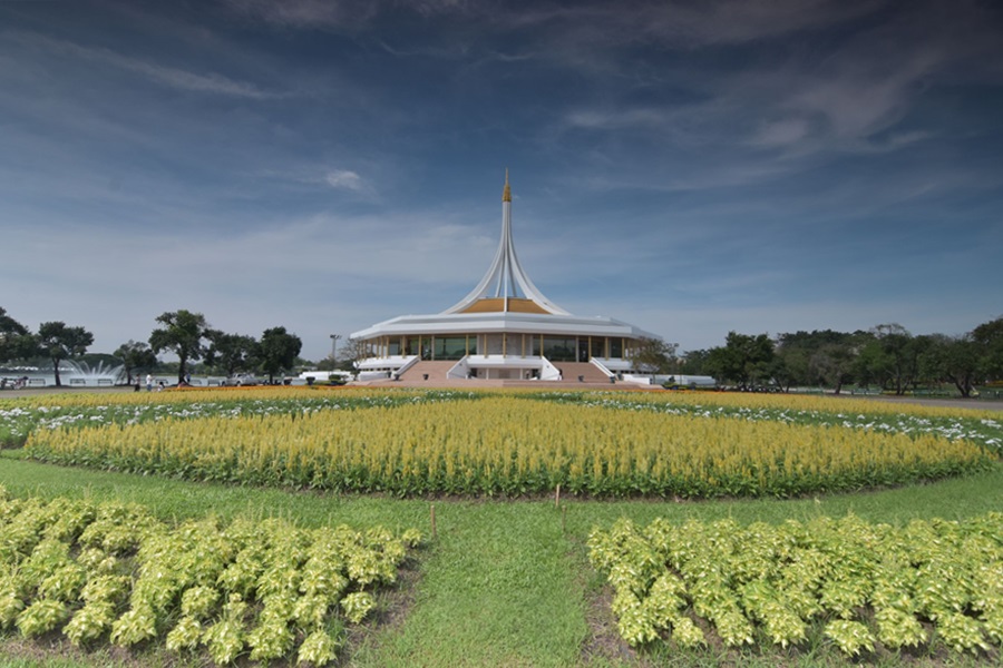 สำนักงานกปร.ชวนเที่ยวพรรณไม้งามอร่ามสวนหลวง ร. 9
