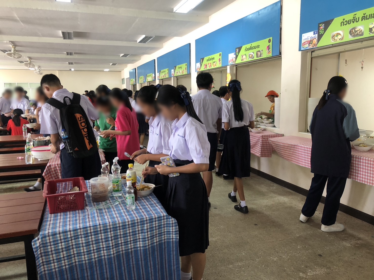 กาฬสินธุ์โรงเรียนดังแจงดราม่า ยืนยันร้านข้าวโรงอาหารเพียงพอ ไม่ได้ขึ้นค่าเช่า