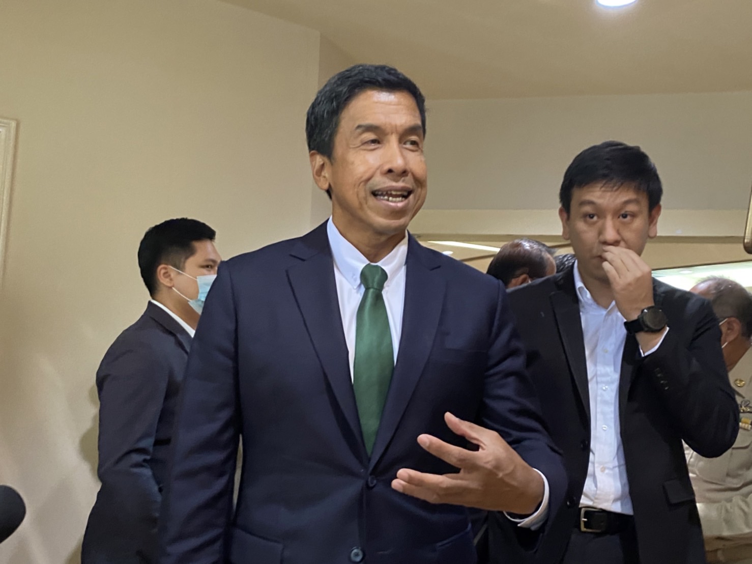 "ชัชชาติ"เล็งพัฒนาชุมชนริมน้ำ ชี้เมืองเข้มแข็งได้ ชุมชนต้องเข้มแข็งก่อน