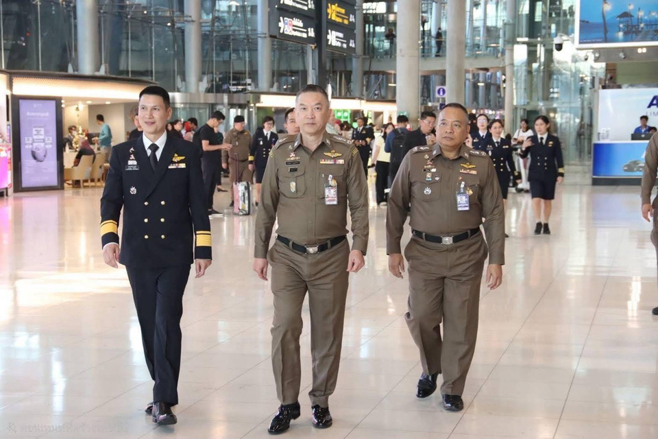 "ตม.สุวรรณภูมิ" แจงชัด ภาพคิวยาวช่วงพีกสิ้นปี ย้ำศักยภาพระบายผู้โดยสารภายใน 30 นาที มาตรฐานบริการ ความมั่นคงยังอยู่ครบ