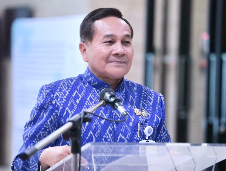 "กมธ.ทหาร วุฒิฯ” เชิญ “บิ๊กกุ้ง” แจงพรุ่งนี้ ปมคำสั่งลับ “หยุดยิง” ชายแดนไทย-กัมพูชา หวั่นกระทบความมั่นคงชาติรุนแรง
