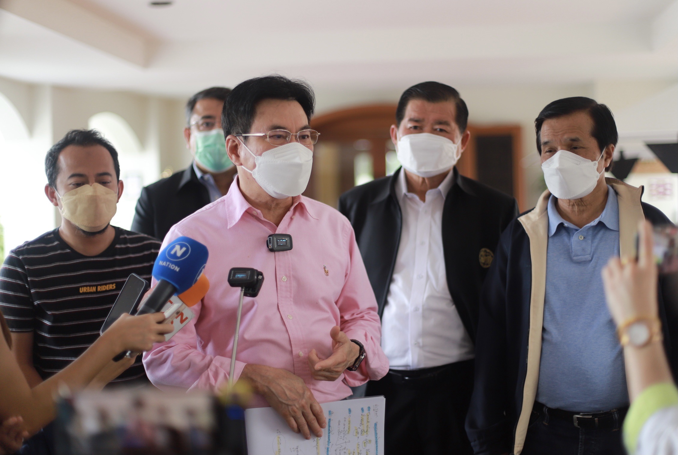 "จุรินทร์" แนะไทยเที่ยวไทยดันจีดีพี ในประเทศ  ควบคู่เปิดรับนักท่องเที่ยวต่างชาติ 