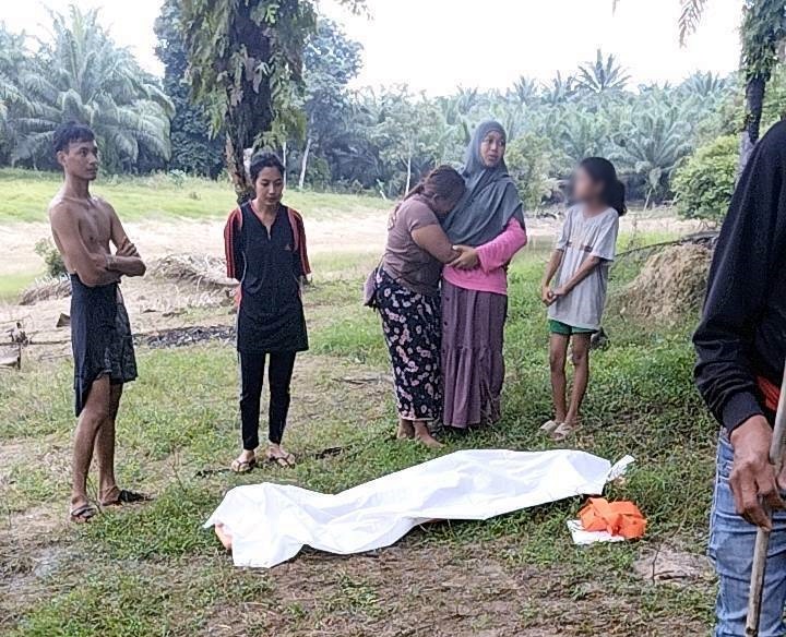 เด็กหญิงวัย 11 ปี ลงเล่นน้ำในสระลื่นตกร่อง จมน้ำเสียชีวิต