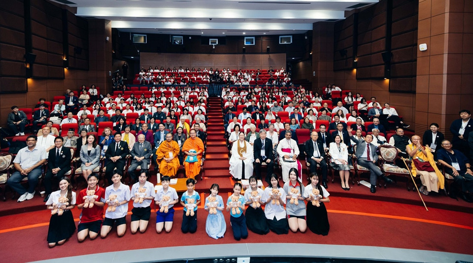 ไอซีซีจีซี ผนึก มศว ระดมกูรูทั่วโลก ปลุกจิตสำนึก “พลเมืองโลก” รับมือยุควิกฤตซ้อนวิกฤต