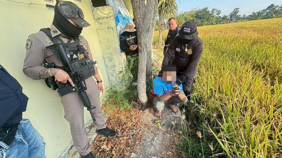 โพธิ์ทองเดินหน้าไม่หยุด! ลุยกวาดล้างยาเสพติด จับผู้ต้องหา 3 ราย 