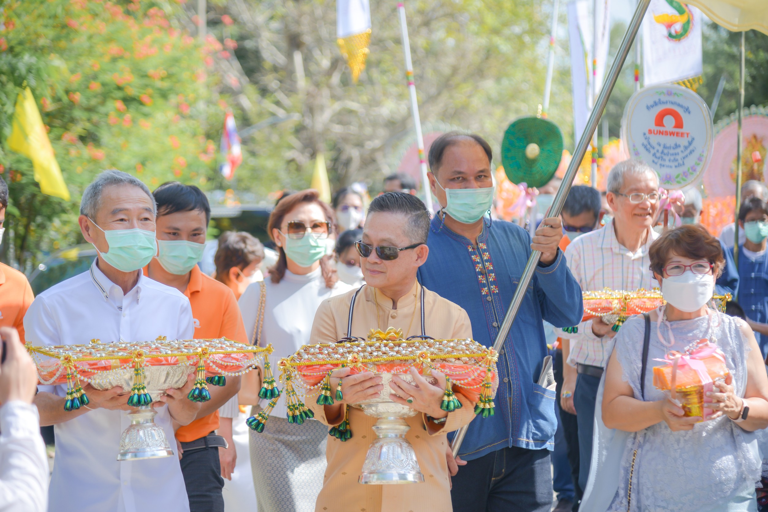 “ซันสวีท” ทอดกฐินสามัคคี ประจำปี 2565