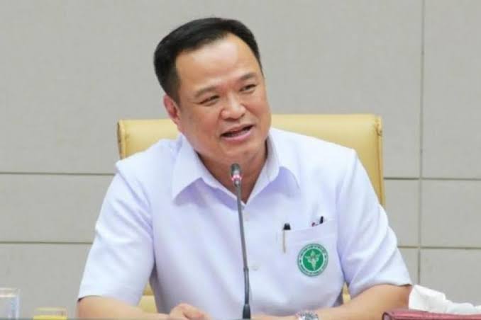 "อนุทิน" สั่งทุก จว.ฉีดเข็มกระตุ้น เล็งเปลี่ยนวัคซีนแอสตร้าฯ เป็น LAAB เพิ่ม