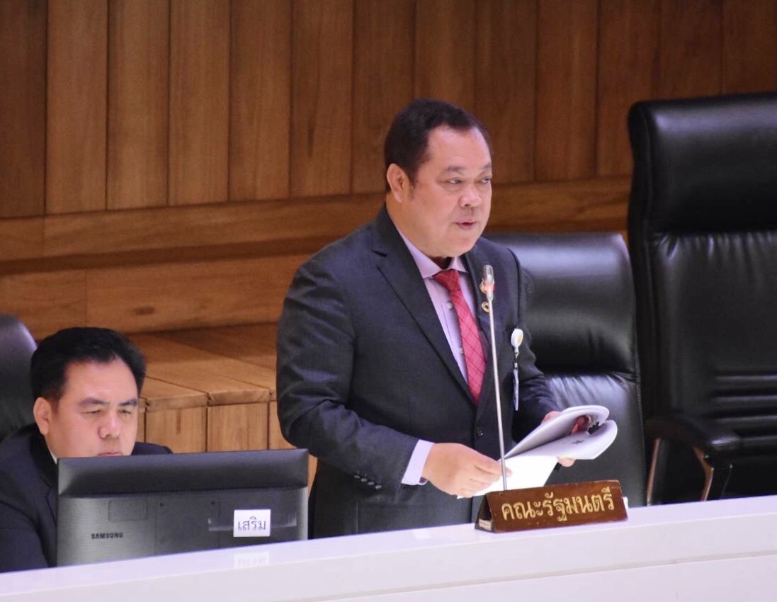 โต้เดือด ! "จุลพันธ์" ป้อง "นายกฯ" โวจะได้เห็น "สึนามิการลงทุน"  เกิดแน่ "ทวี"  ย้อน "พรบ.ราชทัณฑ์" อนุมัติรัฐบาลก่อน "จุรินทร์" สวนตรรกะวิบัติ