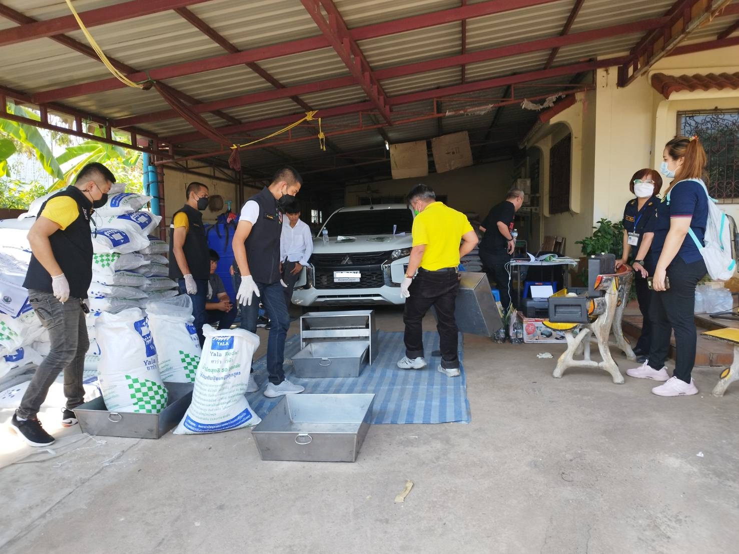 บก.ปคบ.ลุยจับปุ๋ยปลอมยึดของกลางเพียบ