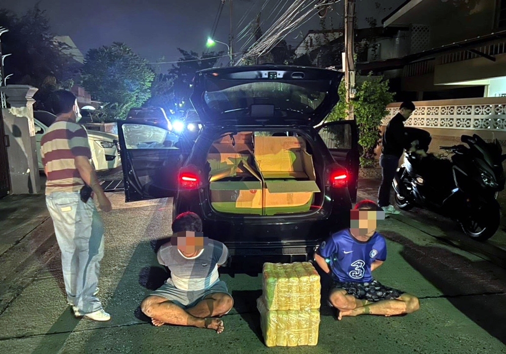 ตร.รวบ 2 เอเย่นต์ยาเสพติด ยึดยาบ้า 1.6 ล้านเม็ด
