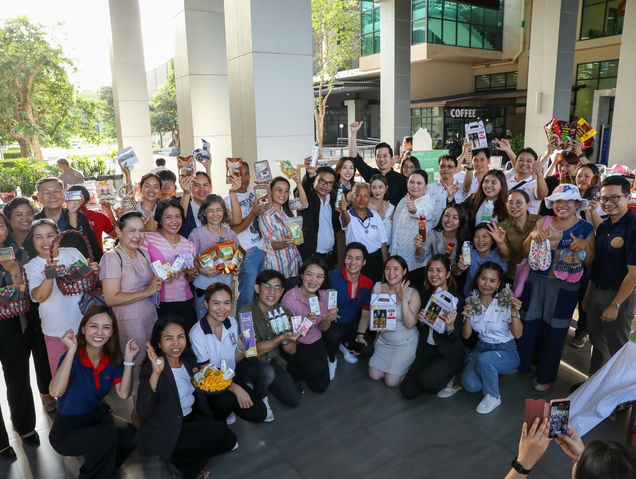 “เชน ธนา”จับมือพันธมิตรปั้น“ซอฟต์ พาวเวอร์ by ขอนแก่น”ขึ้นชั้นสินค้าไทยสู่ตลาดโลก