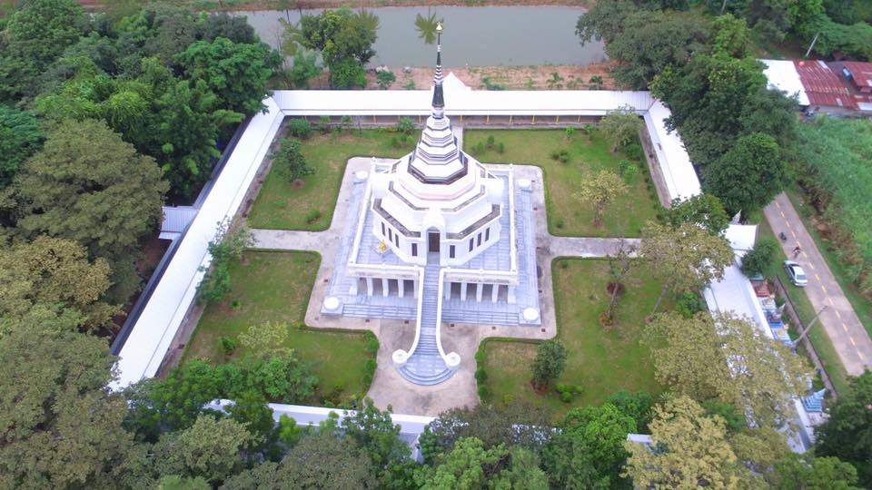 อลังการ!พระมหาเจดีย์โลหะยักษ์"วัดป่าจักราช โคราช"ใหญ่สุดในประเทศ 