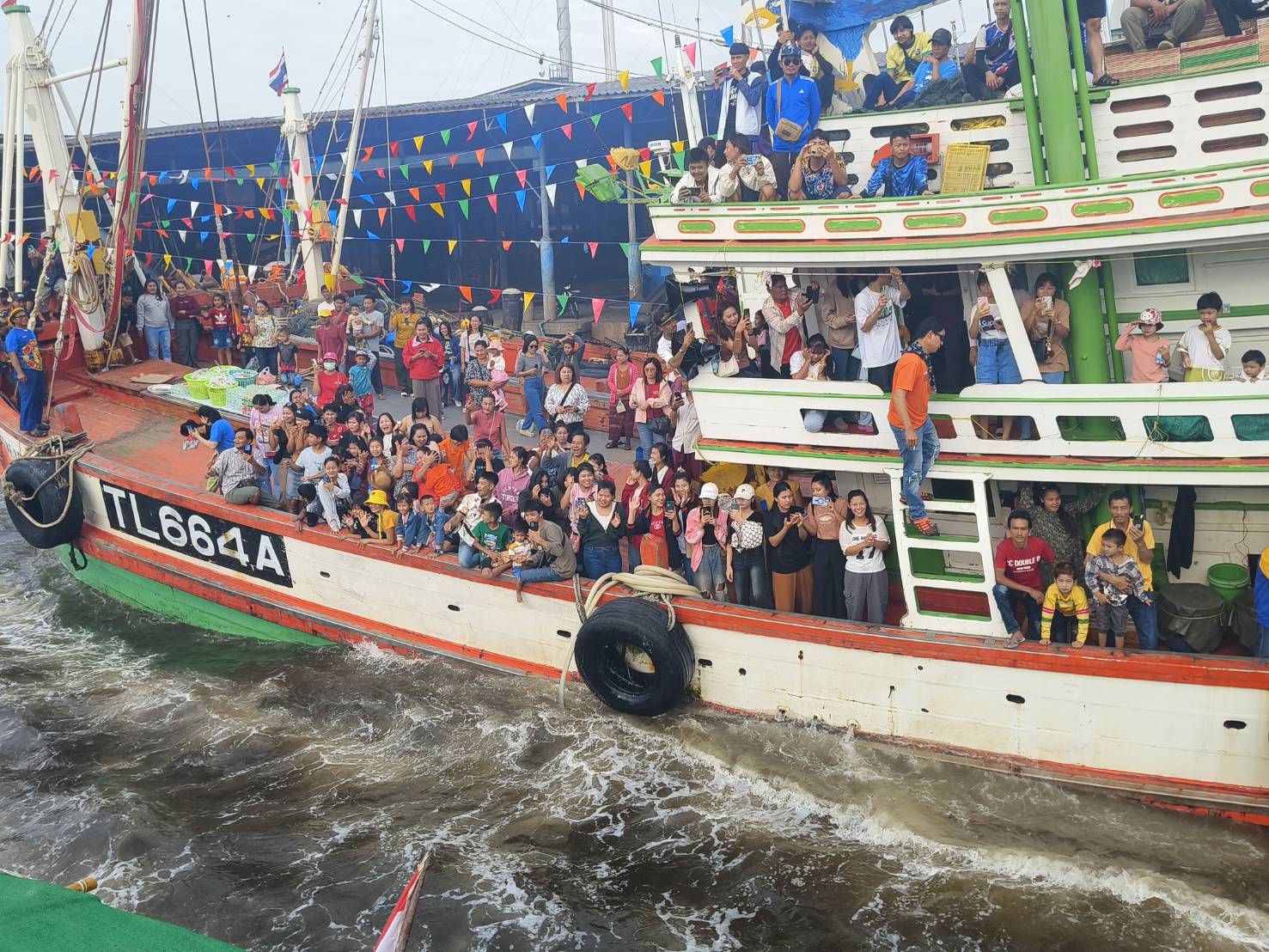 งานแห่หลวงพ่อปานลงทะเลจัดยิ่งใหญ่ครบรอบ114ปี