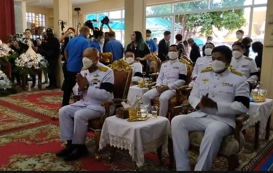 'ผู้ว่าฯ ชัชชาติ'เป็นประธานพิธีพระราชทานน้ำหลวงอาบศพ'น้องเบนซ์'เหยื่อถังดับเพลิงระเบิด