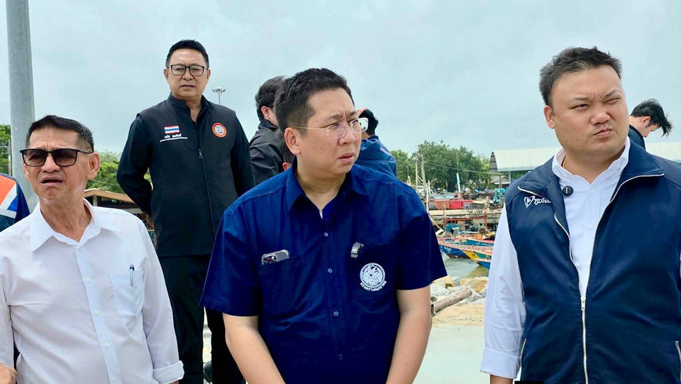 “รมช.ภัทรพงศ์” ลุยระยอง ตรวจท่าเรืออ่าวมะขามป้อม เร่งยกระดับประมง-ท่องเที่ยว เชื่อมเกาะมัน