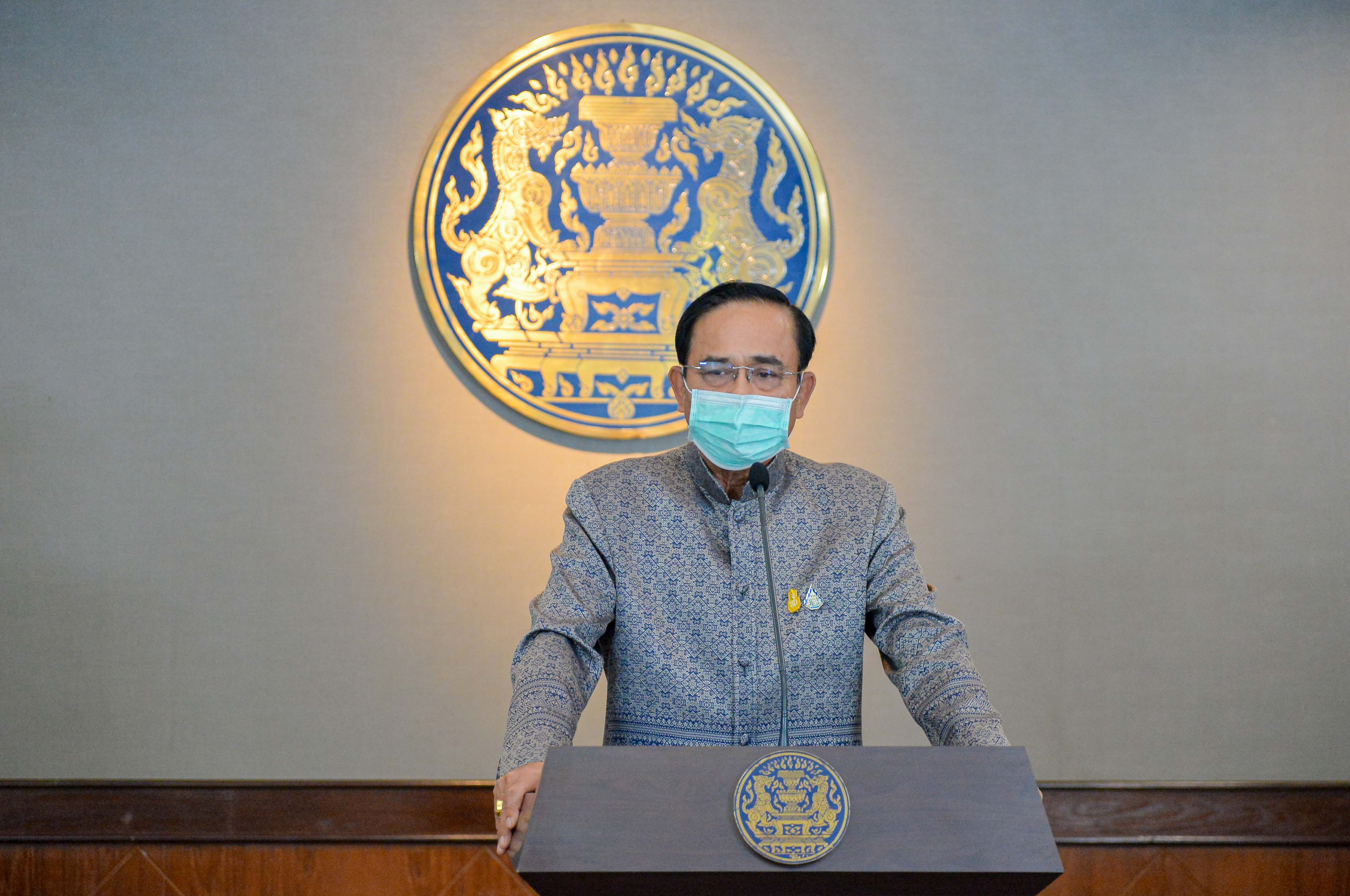 "โฆษก ศบค." เผย รอนายกฯ แถลงใช้ "เคอร์ฟิวส์"