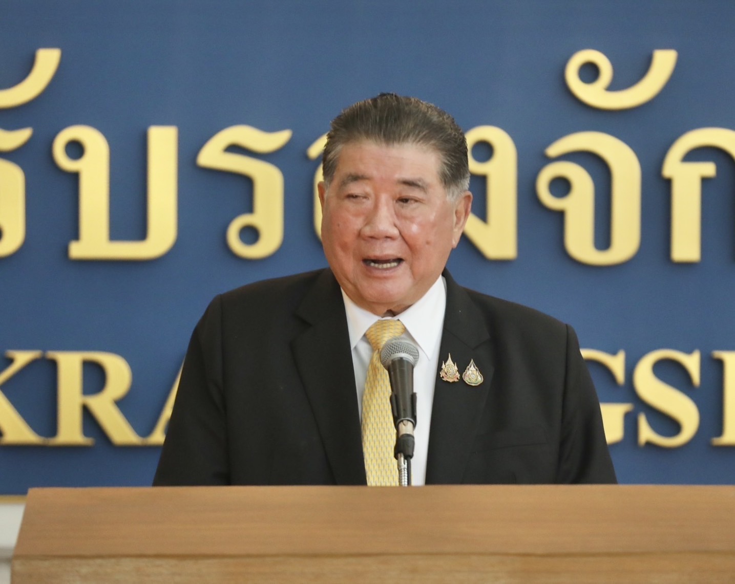 "ภูมิธรรม" ท้า "พลังประชารัฐ" เปิดหลักฐาน อย่าคาดเดา หลังปูด "คนเพื่อไทย" พัน "เทวดา" โยง "คดีดิไอคอน" 