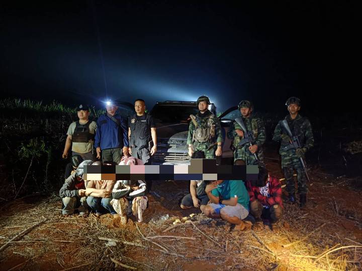 ทหาร-ตำรวจ-ฝ่ายปกครอง ปฏิบัติการจับกุมแรงงานต่างด้าวลักลอบเข้าเมือง 