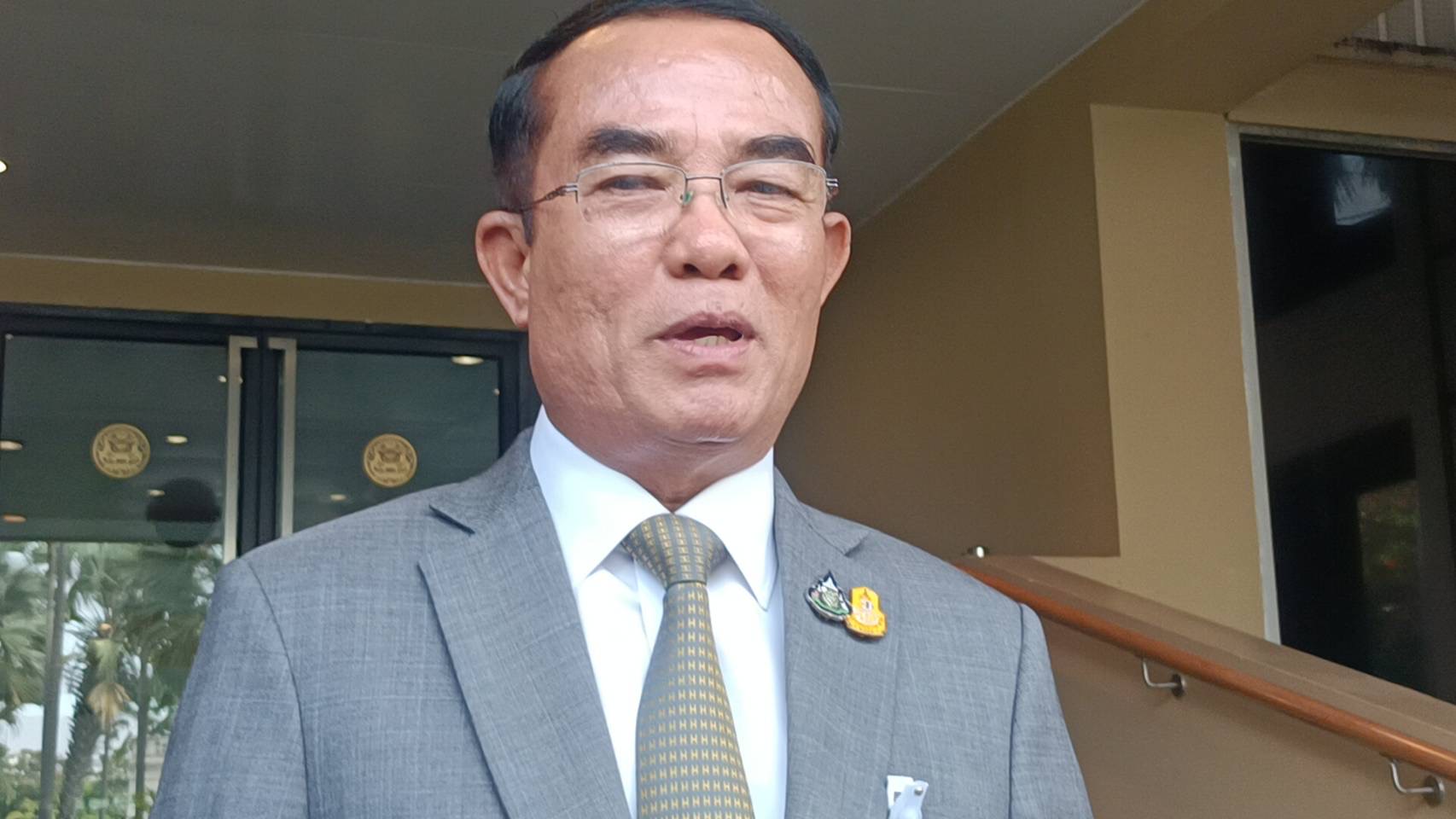 "ชินวรณ์" ยก "บิ๊กตู่" ทำงาน 8 ปี หวังชูเป็นรัฐบุรุษ เปรียบพรรคเกิดใหม่เป็น"บอนสี" เชื่อปชช.ยึด อุดมการณ์-นโยบาย