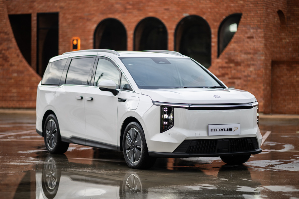 เอ็มจีไตรมาส 3 กวาดยอดขาย 18,065 คัน NEW MG4 ELECTRIC ครองอันดับ 1 ยอดจดทะเบียนรถไฟฟ้า 3 เดือนต่อเนื่อง