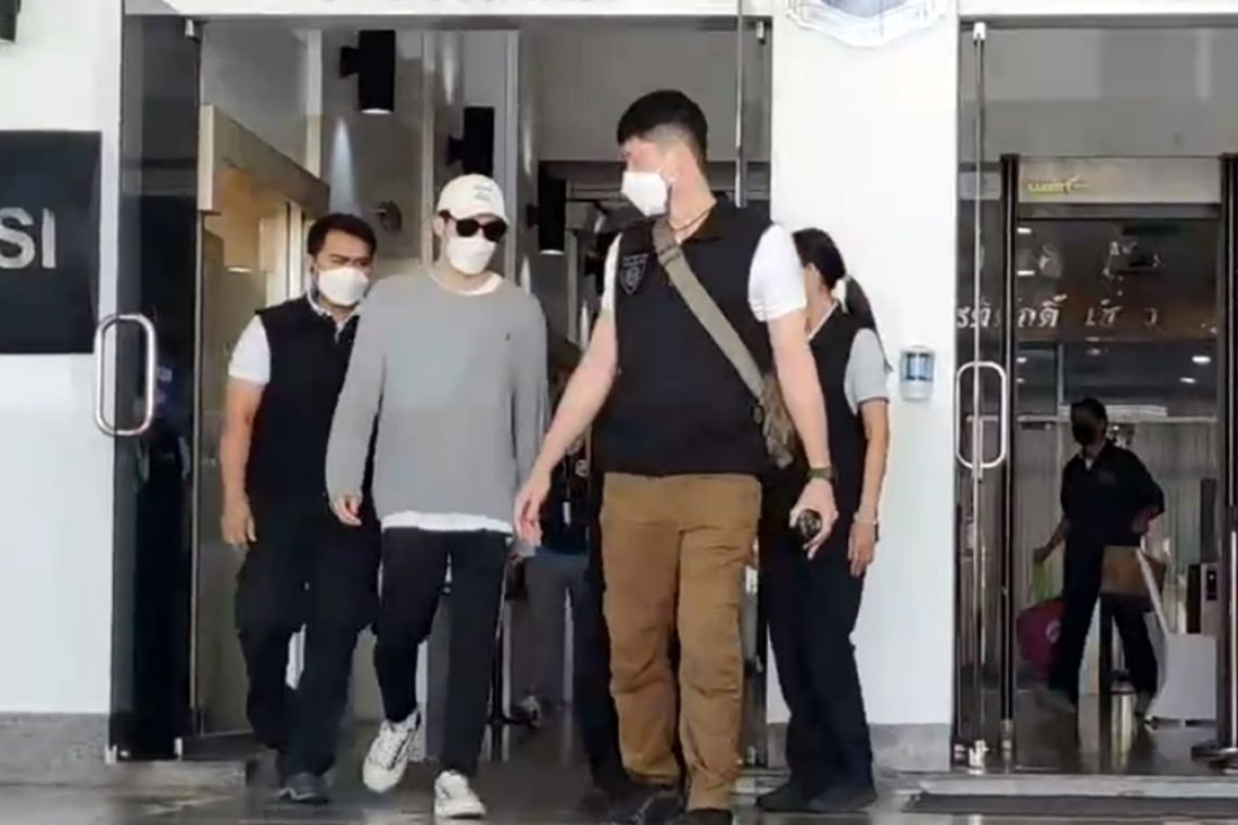 ศาลไม่ให้ประกัน ดาริล ยัง ร่ำไห้!ปัดมีเอี่ยว ฟอเร็กซ์3ดี