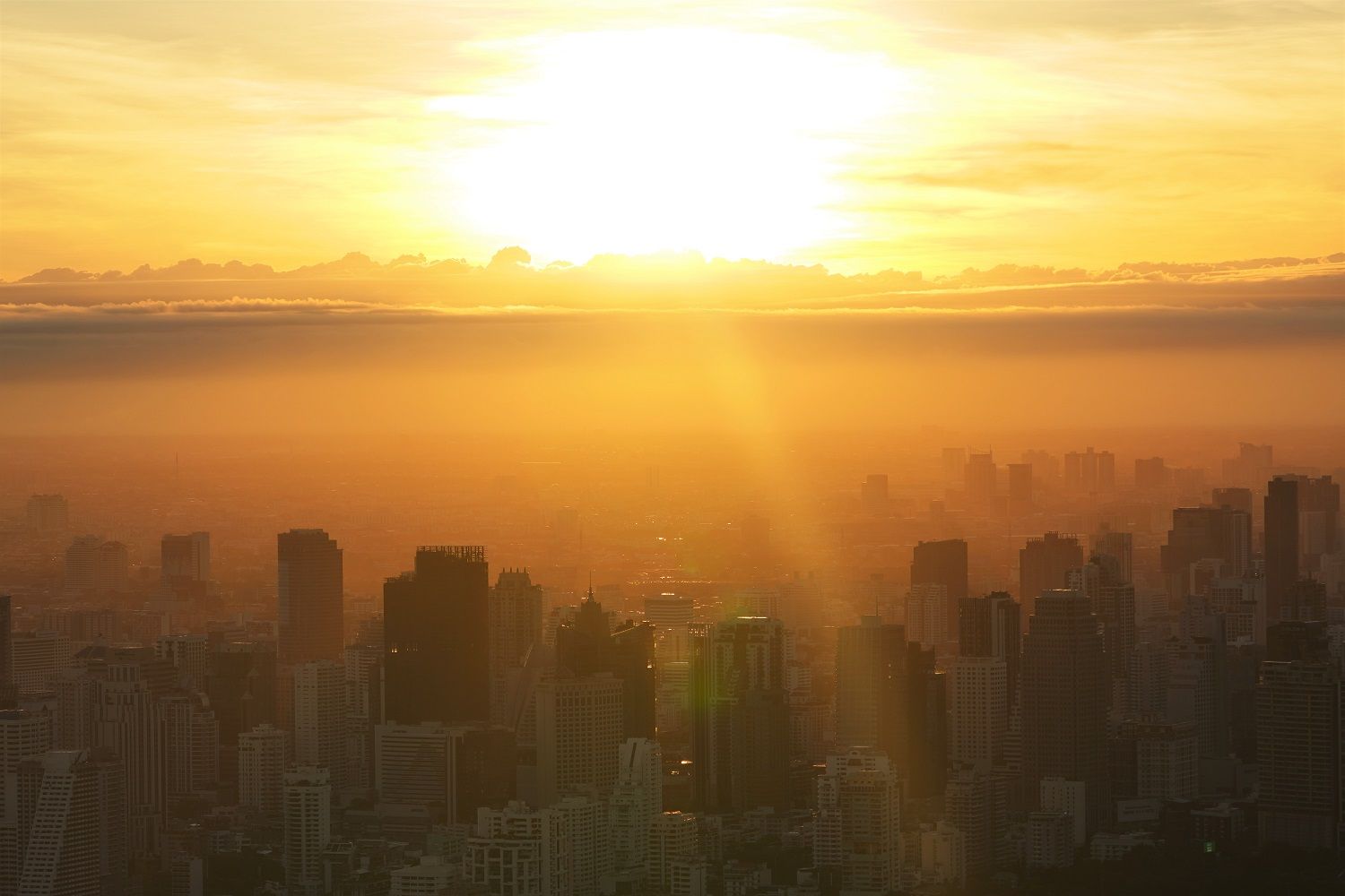 คิง เพาเวอร์ มหานคร จัดกิจกรรม Mahanakhon Sunrise ชมแสงแรกรับวันใหม่ บนจุดชมวิวสูงสุดในประเทศไทย 
