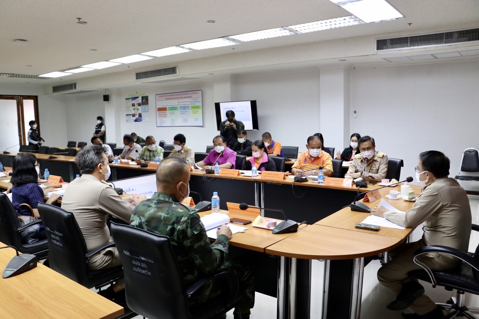 ร้อยเอ็ดเร่งช่วยเหลือผู้ประสบภัยพิบัติอำเภอจังหาร  กรณีฉุกเฉินด้วยอุทกภัย2 ด้าน