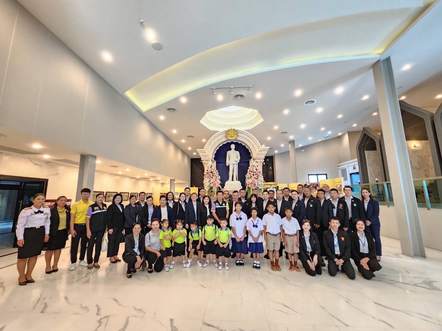 นพม.18 จัดโครงการ "พี่พาน้องชมอนุสรณ์สถานแห่งชาติ" สร้างจิตสำนึกความเป็นไทย