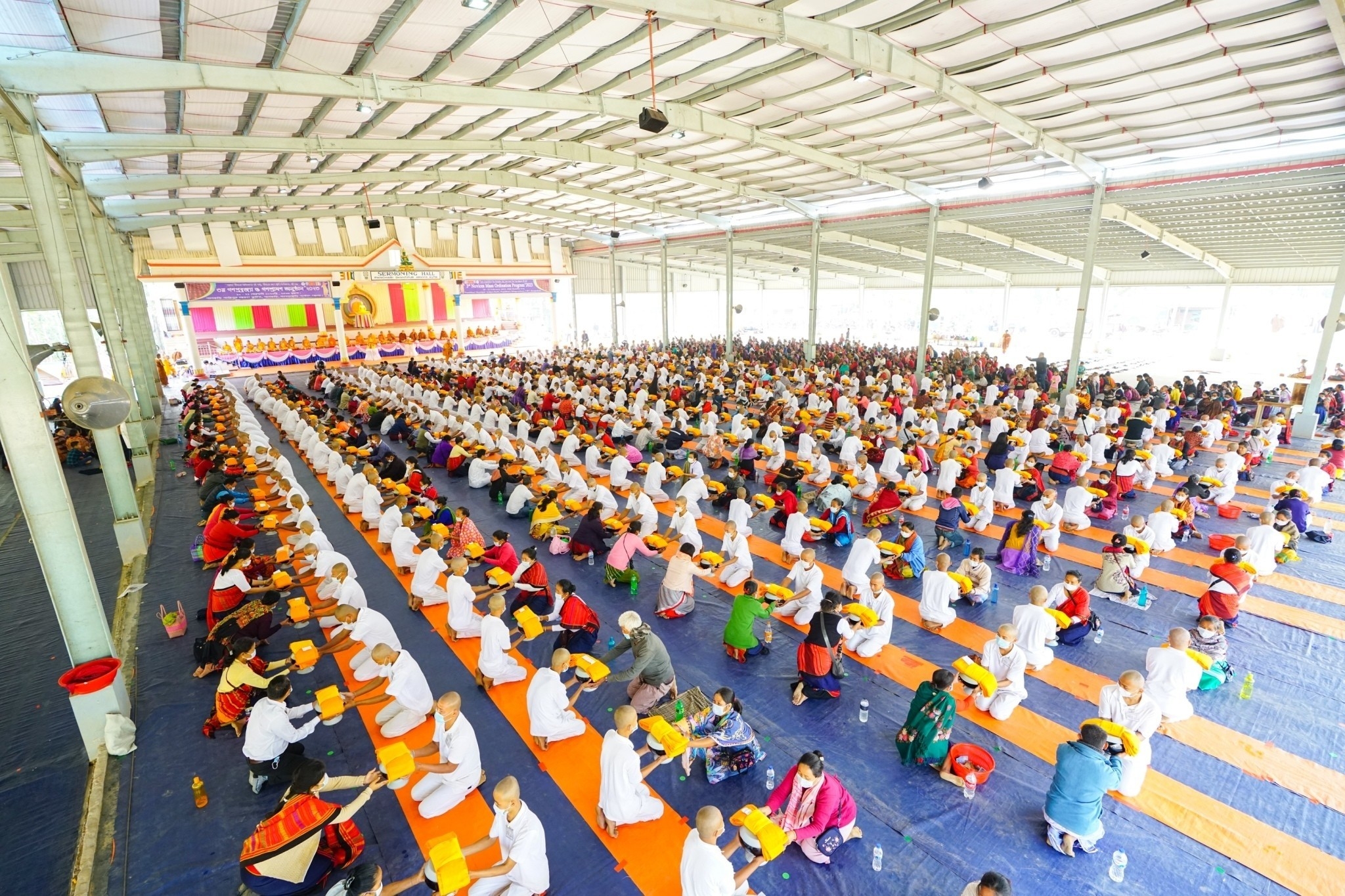  วัดพระธรรมกายร่วมกับวัดราชบัณนะวิหารประเทศบังกลาเทศ บวชสามเณร500รูปปลูกฝังศีลธรรมเยาวชน