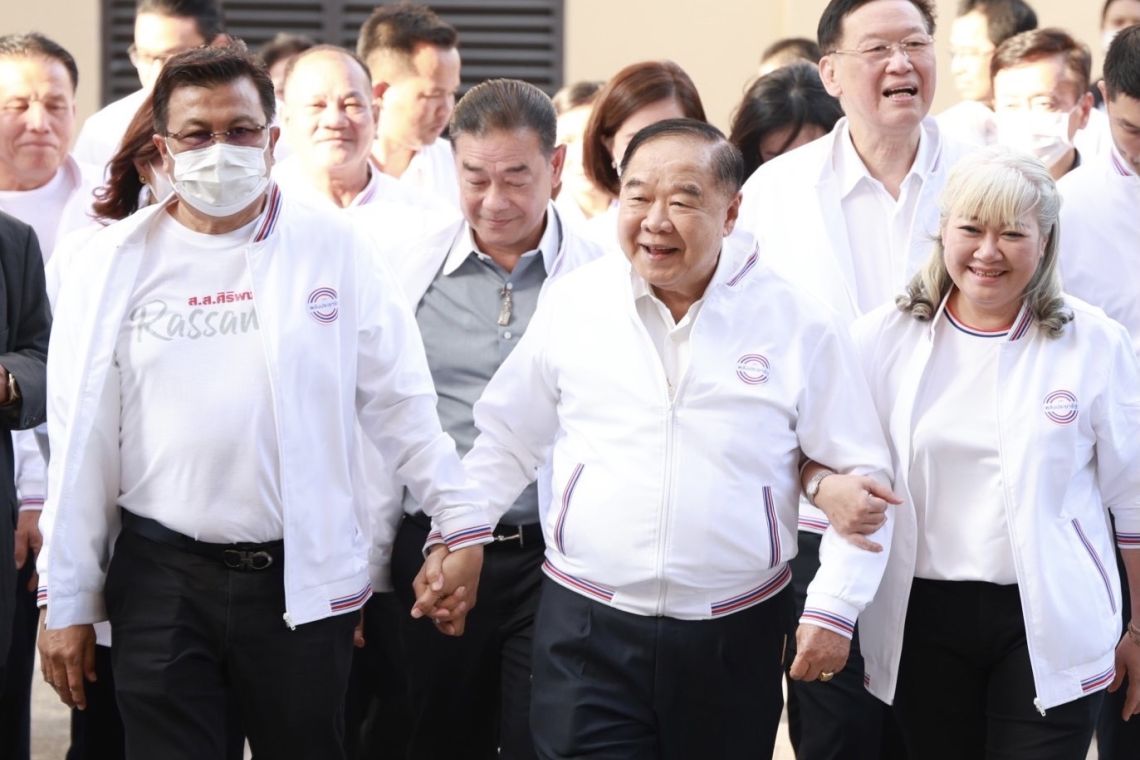 'พี่ดี้' จัดให้ 'เพลงใหม่พรรคพลังประชารัฐ'สร้างสรรค์การเมือง