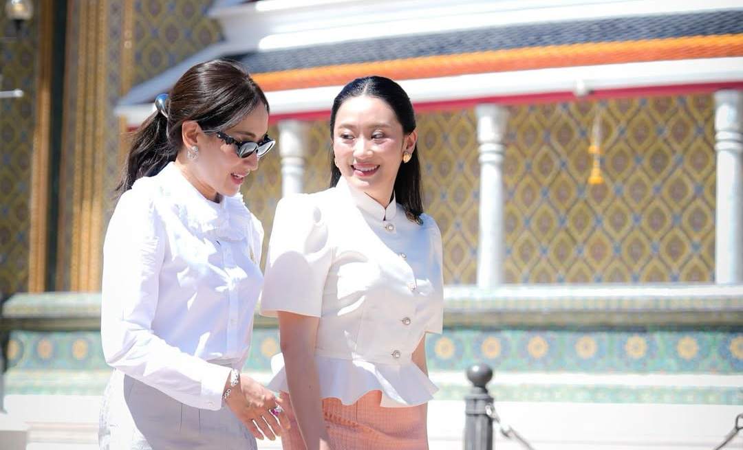 "เอม พินทองทา" โพสต์ซึ้งอวยพร "แพทองธาร" วันเกิด 39 ปี ย้ำรัก - ภูมิใจในตัวน้อง