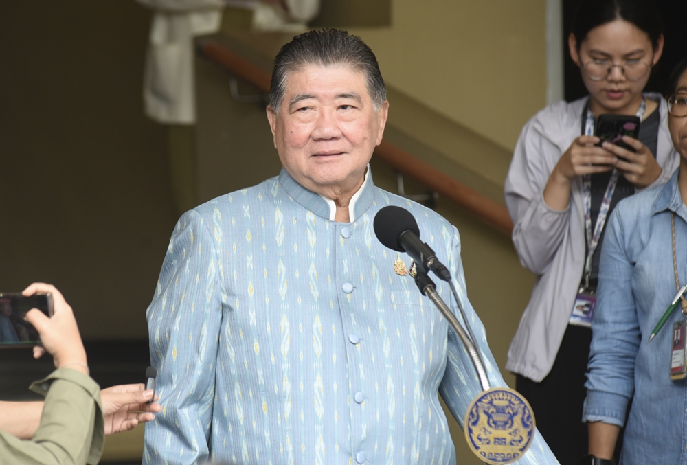 “ภูมิธรรม” ป้อง “ทักษิณ” ไม่เกี่ยวความสงบใต้ช่วงเดือนรอมฎอน บอกอย่าตั้งคำถามหาเรื่อง จับแพะชนแกะ ถ้ามีเบาะแล้วค่อยมาพูด