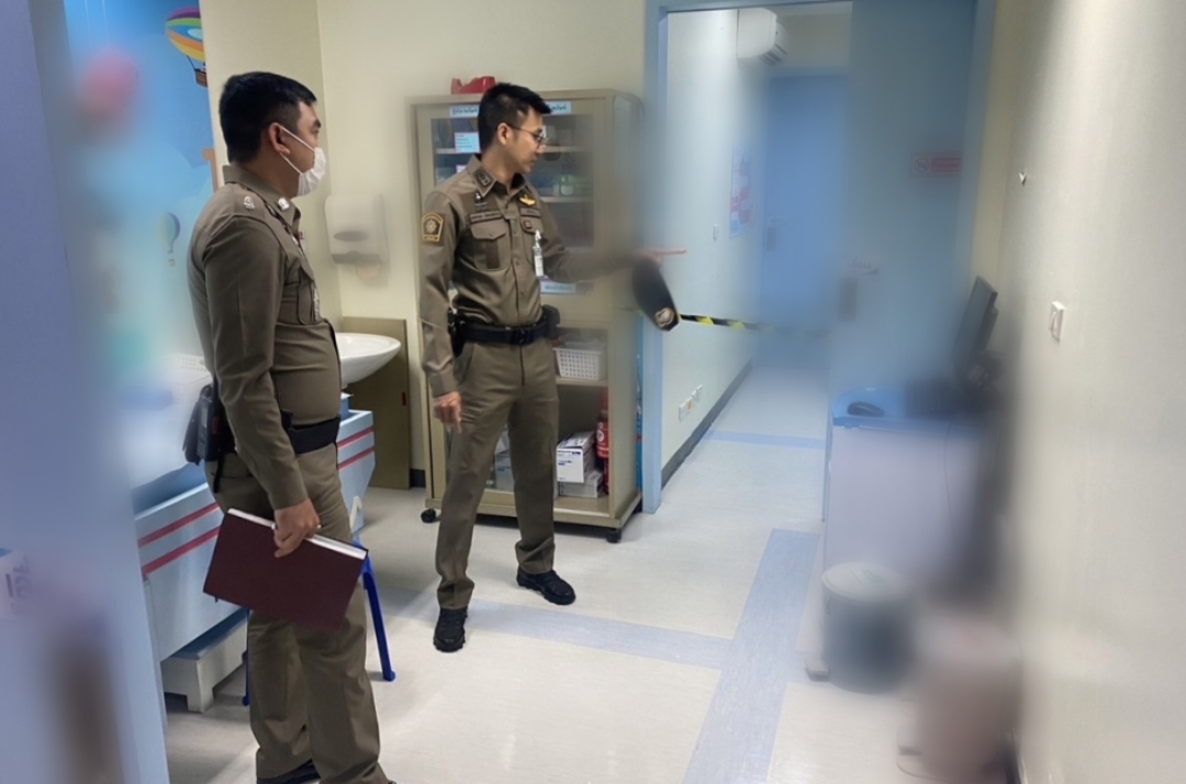 อดีตสามีบุกรพ.ดังกลางกรุง เคลียร์ใจแพทย์หญิงไม่จบ ยิงตัวเองดับ