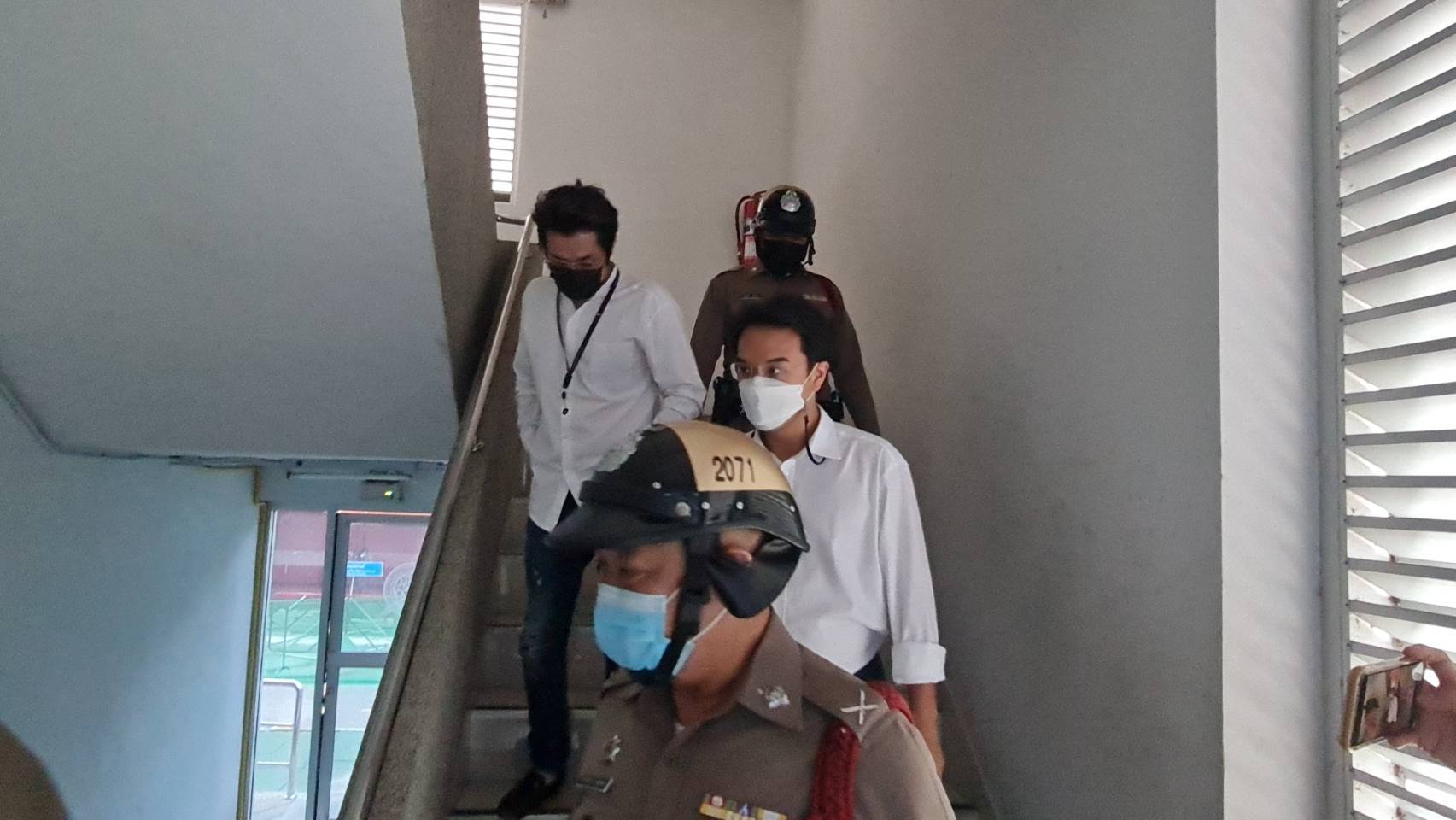 รอดนอนคุก! ศาลเชียงใหม่ให้ประกันตัว "ปริญญ์" 