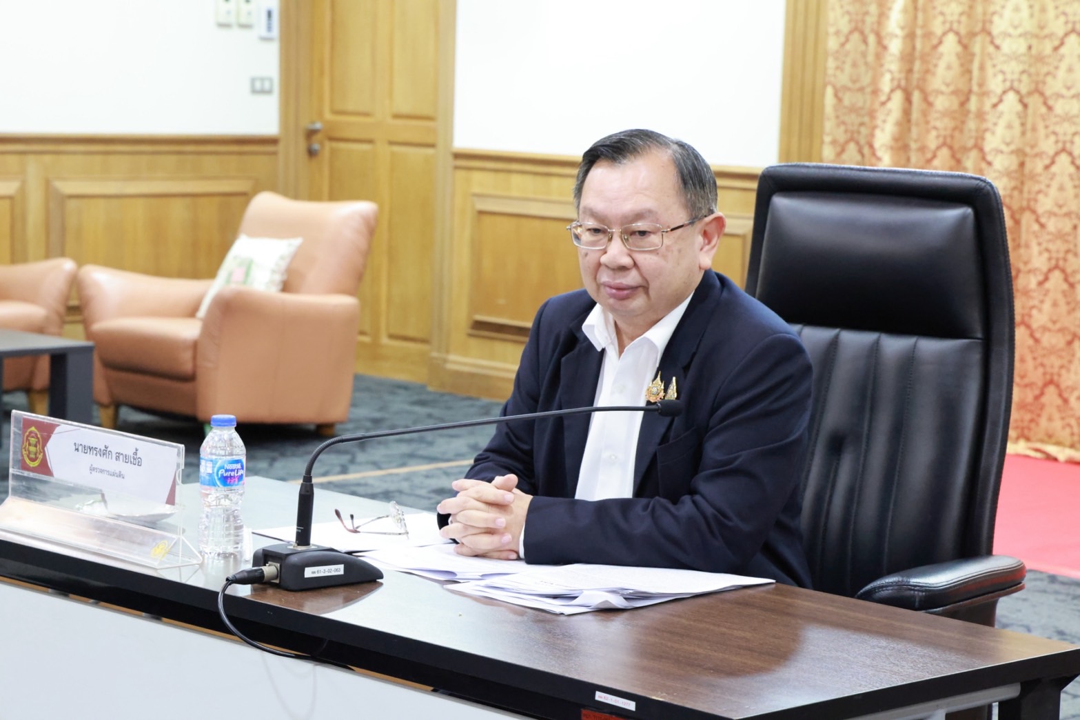 "ทรงศัก" แจงยิบ ปม "ชั้น 14" ยันไม่รับรอง ไม่ตัดสินแทน "แพทยสภา"  ทำงานด้วยความโปร่งใส ยืนหยัดเพื่อสังคม