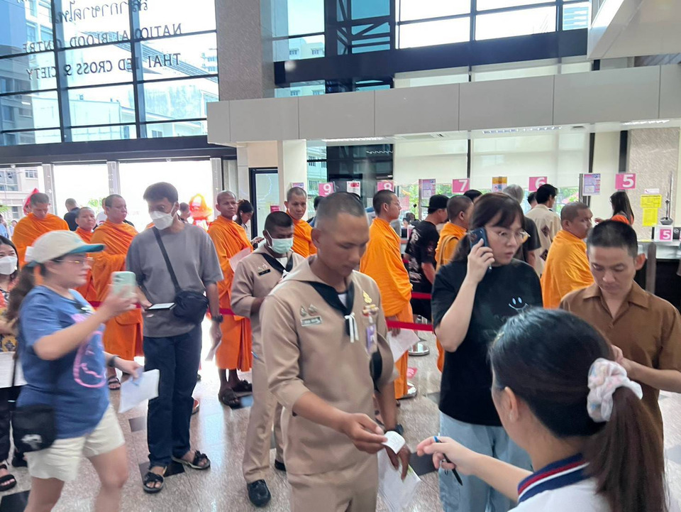 ศูนย์บริการโลหิตฯ ขอบคุณคนไทยแห่บริจาคเลือดช่วยเหตุกราดยิง รร.เทพศิรินทร์นนทบุรี เผยจ่ายแล้ว 185 ยูนิต