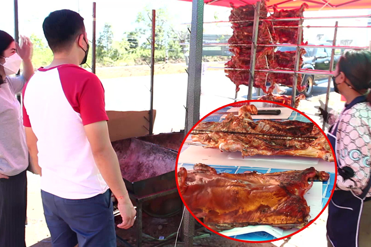  ขายแทบไม่ทันแห่ซื้อหมูหันวรรณิภาอุดร อร่อยดีไม่ขึ้นราคาเอาไว้ไปกินเลี้ยงปีใหม่