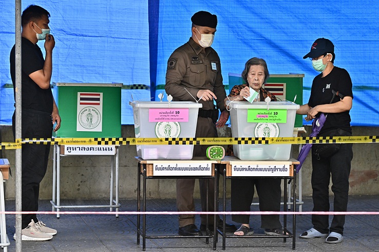 สื่อนอกเกาะติด “เลือกตั้งไทย 2566” - จับตา “ฝ่ายค้าน-คนรุ่นใหม่” สู้ศึกฟาก “อนุรักษ์นิยม”