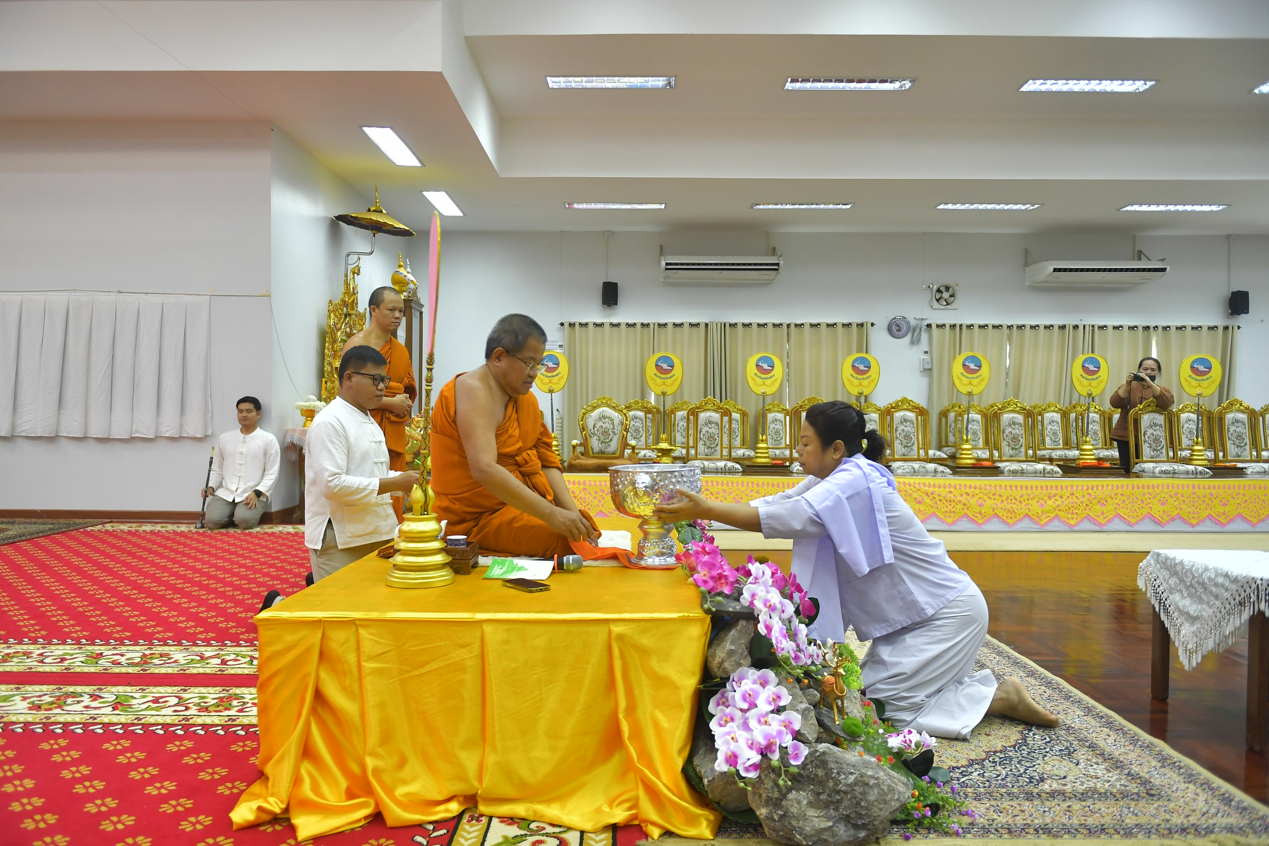 วัดพระธาตุดอยกองมู ร่วมกับ สำนักงานพระพุทธศาสนาจังหวัดแม่ฮ่องสอน จัดกิจกรรมส่งเสริมการเผยแผ่พระพุทธศาสนาในเทศกาลวันอาสาฬหบูชาและวันเข้าพรรษา 