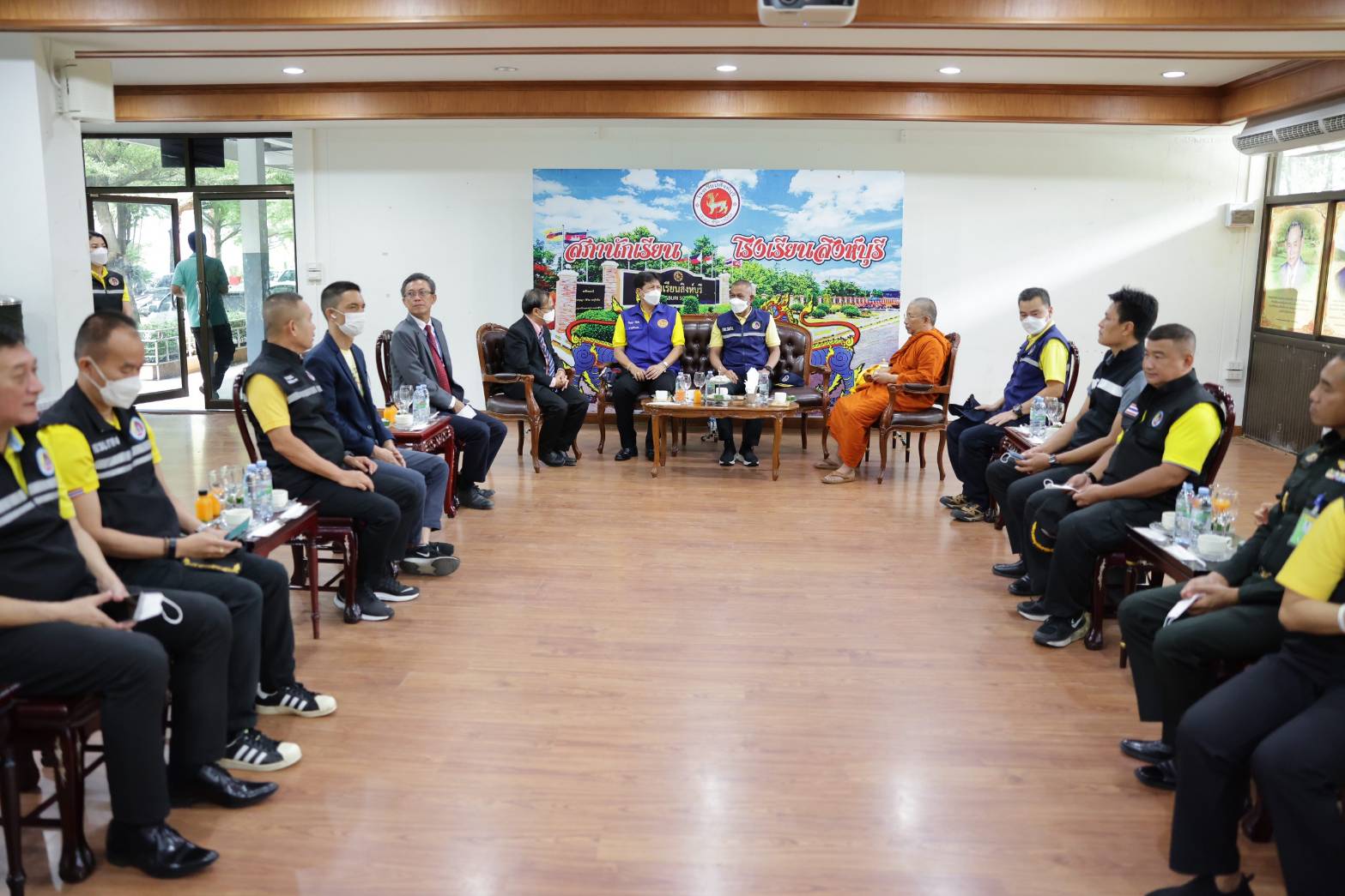 กอ.รมน.สิงห์บุรี จัดโครงการ "รวมพลเยาวชนคนรุ่นใหม่ หัวใจสิงห์ฯ ปกป้องสถาบัน"