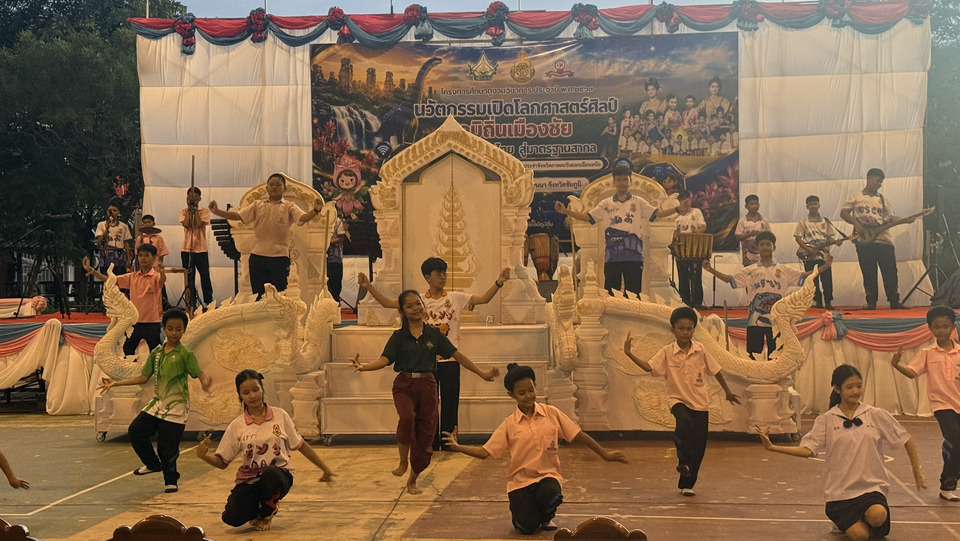 40 ชีวิต “สุนทรออนซอนศิลป์” ซ้อมหนัก ล่าฝันเวทีประเทศ ขอแรงเชียร์สานฝันเด็กชัยภูมิ
