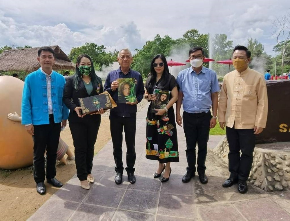 จัดทัวร์นำนักท่องเที่ยวชาวอเมริกา ท่องเที่ยวกัญชาและสมุนไพรไทยเพื่อสุขภาพ ร่วมส่งเสริมการท่องเที่ยวไทย