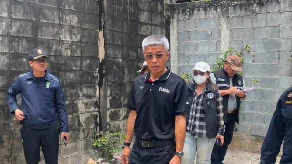 กทม. ตั้งกองอำนวยการร่วมช่วยผู้ประสบเหตุไฟไหม้อู่ซ่อมรถ ซ.รัชดาฯ 36 เร่งดูแลผู้ได้รับผลกระทบร้านซักรีด