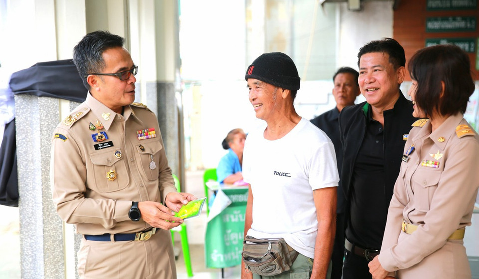 พิจิตรคึกคัก! เงินเยียวยาน้ำท่วม 116 ล้านถึงมือชาวบ้าน 12,912 ครัวเรือน