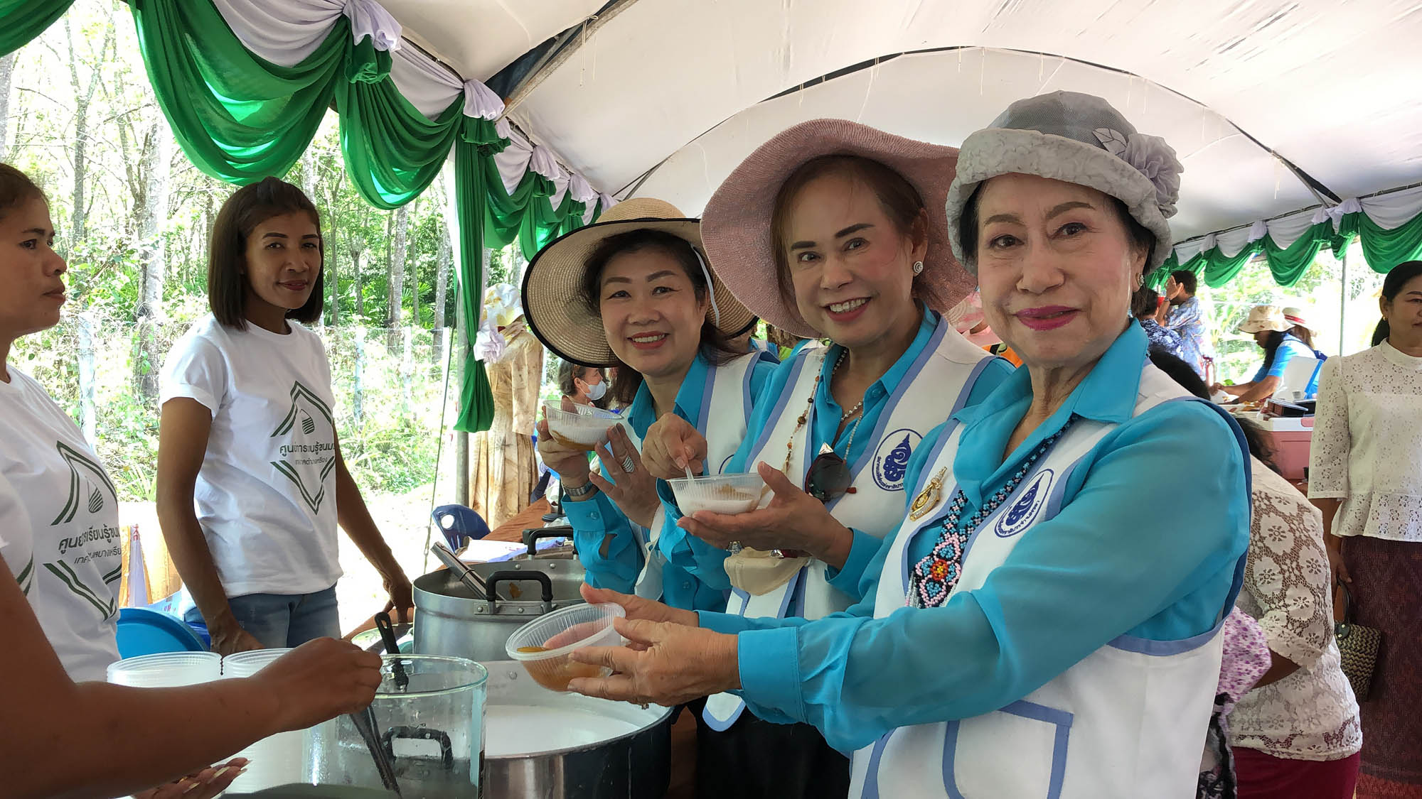 สงขลาชวนไปกินขนมซั้ง100ปีชาวควนเนียงเปิดศูนย์เรียนรู้การทำ