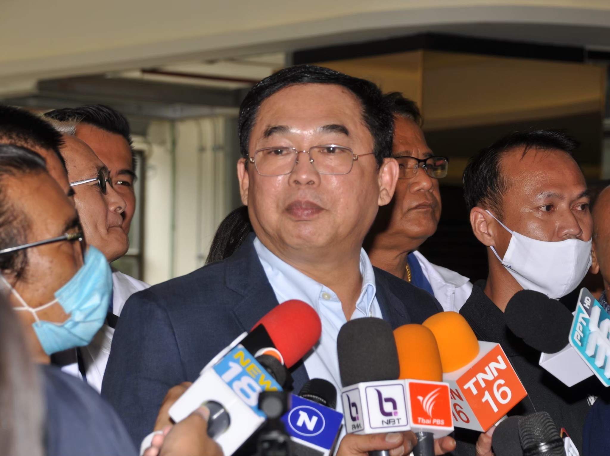 "อนุชา" เผย "นายกฯ" อยากให้คนไทยได้ดู "บอลยูโร 2020" บ่ายวันนี้รู้ผล NBT ถ่ายทอดสดทุกคู่ 