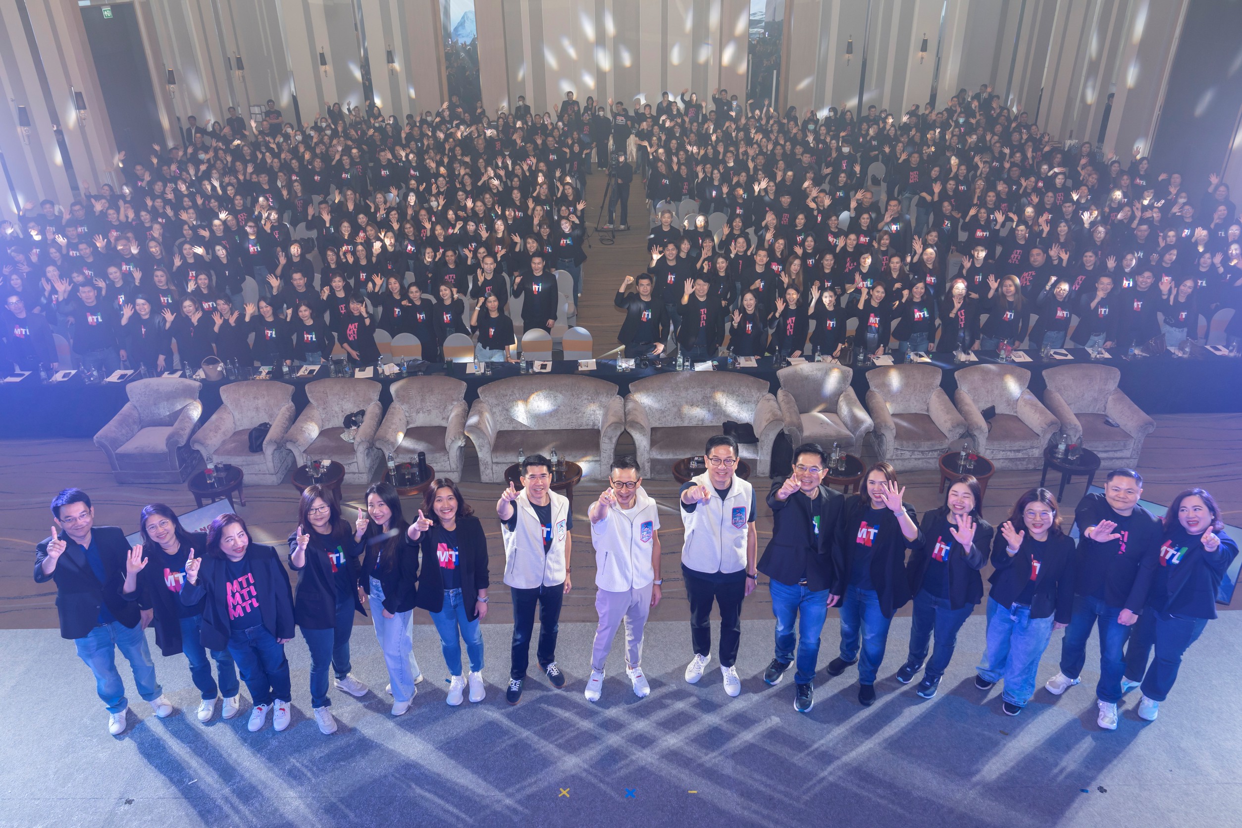 เมืองไทยประกันชีวิต จัดงาน “MTL Bancassurance Kick Off 2025” ก้าวข้ามทุกลิมิต เพื่อพิชิตเป้าหมายที่ยิ่งใหญ่ร่วมกัน