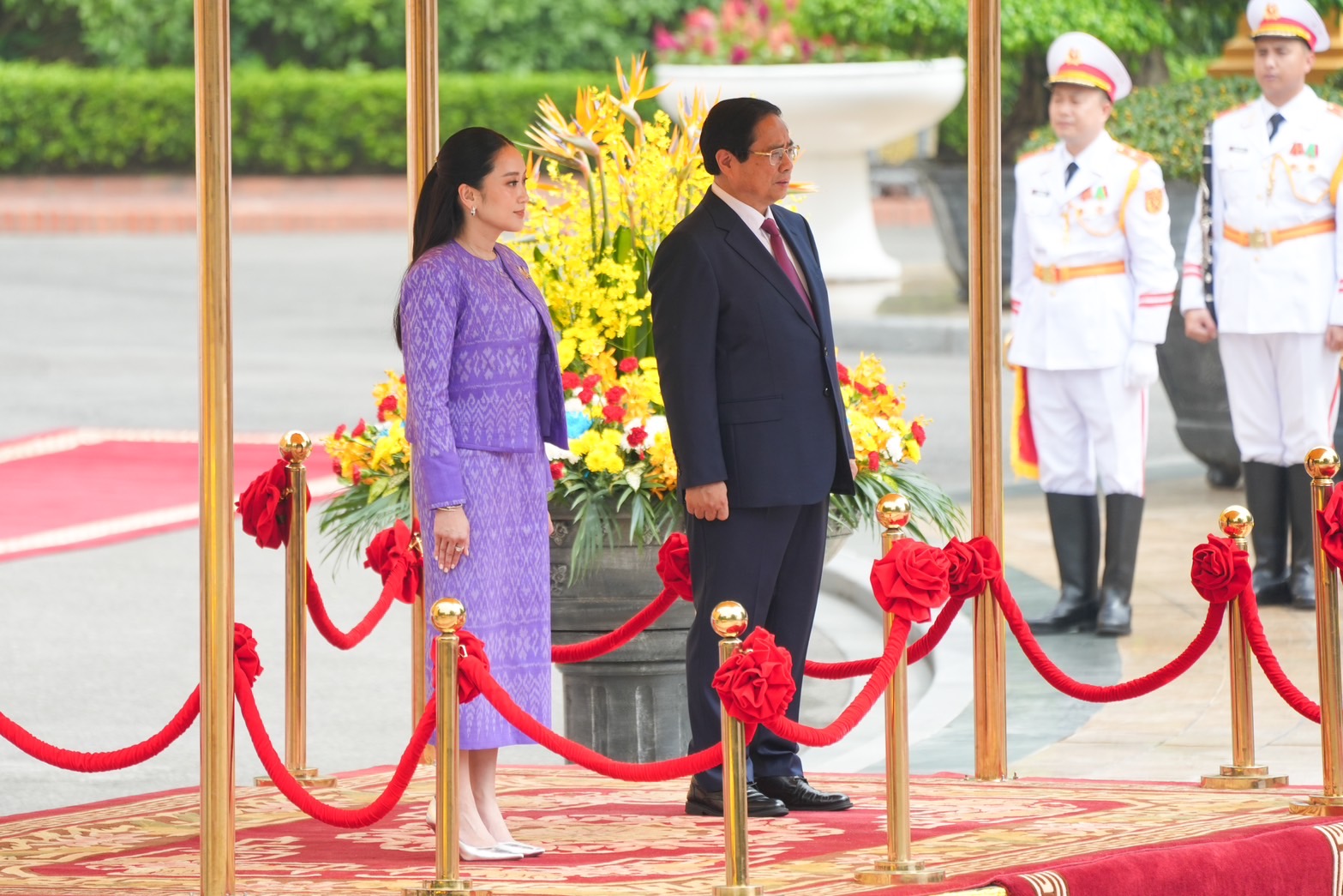 นายกฯ ร่วมพิธีต้อนรับอย่างเป็นทางการ พร้อมหารือทวิภาคีกกับนายกฯ เวียดนาม “การเมือง-ศก.-สังคม” 